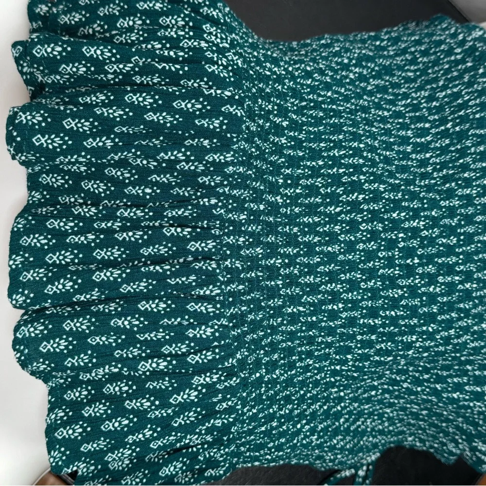 2/$15💥Patrons of Peace Women's Smocked Green Spaghetti Strap Top Sz S Bin G - Picture 6 of 8